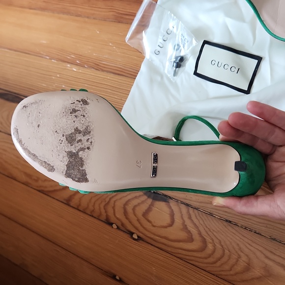 Green Suede Ankle Trap Gucci Sandals - Picture 3 of 5